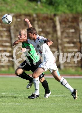 Fussball Freundschaftsspiel. Voelkermarkt gegen RZ Pellets WAC.  Alexander Karner, (Voelkermarkt), Gernot Messner  (WAC). Voelkermarkt, am 31.7.2012.
Foto: Kuess

---
pressefotos, pressefotografie, kuess, qs, qspictures, sport, bild, bilder, bilddatenbank