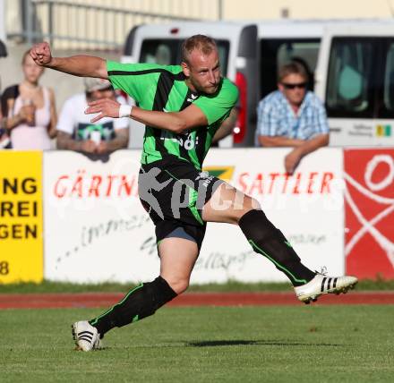 Fussball Freundschaftsspiel. Voelkermarkt gegen RZ Pellets WAC.  Alexander Karner (Voelkermarkt). Voelkermarkt, am 31.7.2012.
Foto: Kuess

---
pressefotos, pressefotografie, kuess, qs, qspictures, sport, bild, bilder, bilddatenbank