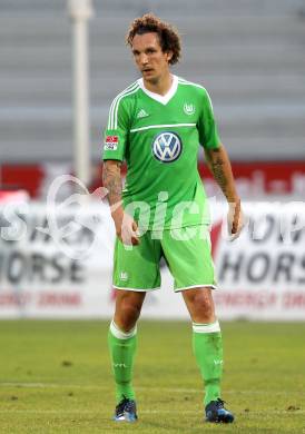 Fussball Testspiel. RZ Pellets WAC gegen VfL Wolfsburg. Emanuel Pogatetz (Wolfsburg). Wolfsberg, 7.8.2012.
Foto: Kuess
---
pressefotos, pressefotografie, kuess, qs, qspictures, sport, bild, bilder, bilddatenbank