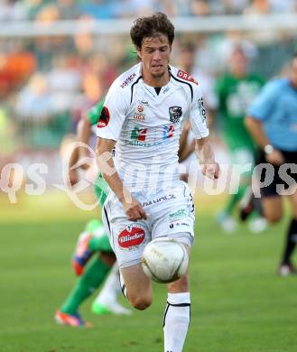 Fussball. Bundesliga. RZ Pellets WAC gegen SV Mattersburg. Christian Falk (WAC). Wolfsberg, 18.8.2012.
Foto: Kuess

---
pressefotos, pressefotografie, kuess, qs, qspictures, sport, bild, bilder, bilddatenbank