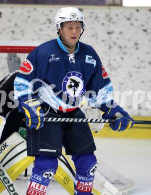 Eishockey. Rudi Hiti Turnier. VSV gegen Stavanger Oilers (Norwegen).  Antti Pusa (VSV). Bled, 17.8.2012
Foto: Kuess
---
pressefotos, pressefotografie, kuess, qs, qspictures, sport, bild, bilder, bilddatenbank