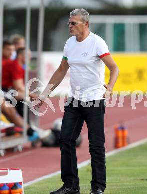 Fussball. Regionalliga. VSV gegen St. Florian. Trainer Guenther Kronsteiner (VSV). Villach, 17.8.2012.
Foto: Kuess
---
pressefotos, pressefotografie, kuess, qs, qspictures, sport, bild, bilder, bilddatenbank
