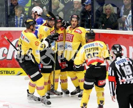 EBEL. Eishockey Bundesligal. EC VSV gegen UPC Vienna Capitals.  Torjubel (Caps). Villach, am 14.9.2012.
Foto: Kuess 


---
pressefotos, pressefotografie, kuess, qs, qspictures, sport, bild, bilder, bilddatenbank