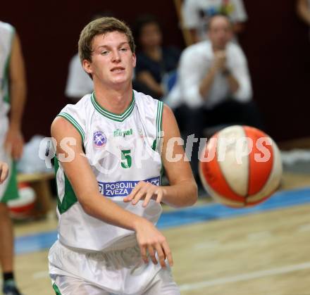Basketball. OEBV Cup. KOS Klagenfurt Celovec gegen Guessing Knights. Andi Smrtnik (KOS). Klagenfurt, am 22.9.2012.
Foto: Kuess
---
pressefotos, pressefotografie, kuess, qs, qspictures, sport, bild, bilder, bilddatenbank
