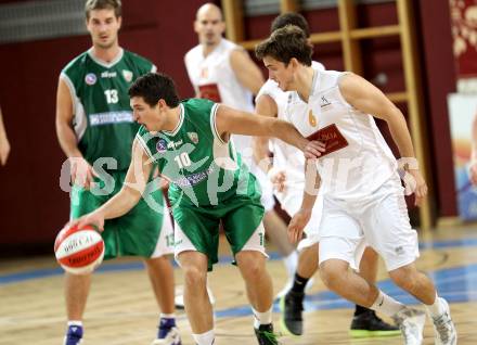 Basketball. 2. Bundesliga. Woerthersee Piraten gegen KOS Klagenfurt Celovec. Marco Breithuber, (Piraten), Denis Bucic (KOS). Klagenfurt, am 20.10.2012.
Foto: Kuess
---
pressefotos, pressefotografie, kuess, qs, qspictures, sport, bild, bilder, bilddatenbank