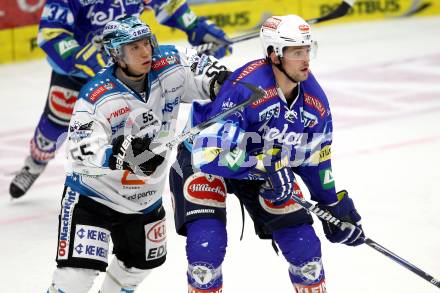 EBEL. Eishockey Bundesligal. EC VSV gegen EHC LIWEST Linz. Mario Altmann, (VSV), Robert Lukas  (Linz). Villach, am 21.10.2012.
Foto: Kuess 


---
pressefotos, pressefotografie, kuess, qs, qspictures, sport, bild, bilder, bilddatenbank