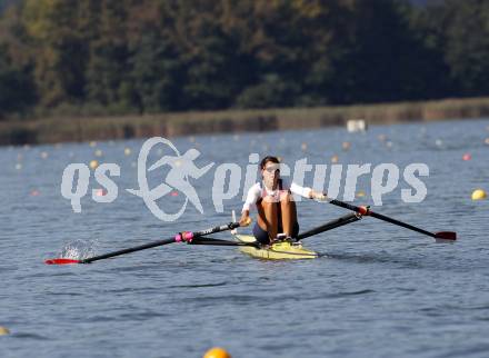  Rudern. Oesterreichische Meisterschaft.  Magdalena Lobnig. Ossiacher See, am 22.9.2012.
Foto: Kuess
---
pressefotos, pressefotografie, kuess, qs, qspictures, sport, bild, bilder, bilddatenbank