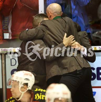 EBEL. Eishockey Bundesliga. EC KAC gegen EC Red Bull Salzburg. Jubel Trainerteam. Christian Weber, Christer Olsson, Bernhard Sussitz  (KAC). Klagenfurt, am 28.10.2012.
Foto: Kuess 


---
pressefotos, pressefotografie, kuess, qs, qspictures, sport, bild, bilder, bilddatenbank