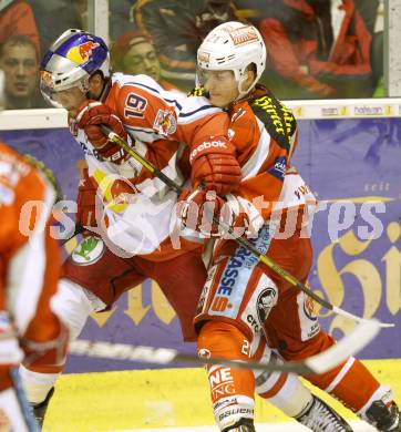 EBEL. Eishockey Bundesliga. EC KAC gegen EC Red Bull Salzburg.  Manuel Geier,  (KAC), Justin Keller (Salzburg). Klagenfurt, am 28.10.2012.
Foto: Kuess 


---
pressefotos, pressefotografie, kuess, qs, qspictures, sport, bild, bilder, bilddatenbank