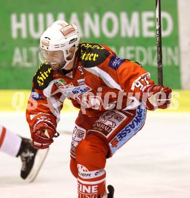 EBEL. Eishockey Bundesliga. EC KAC gegen EC Red Bull Salzburg.  Jubel Sam Gagner (KAC). Klagenfurt, am 28.10.2012.
Foto: Kuess 


---
pressefotos, pressefotografie, kuess, qs, qspictures, sport, bild, bilder, bilddatenbank