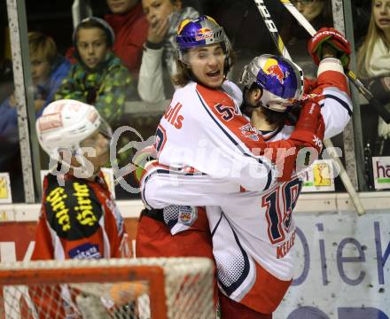 EBEL. Eishockey Bundesliga. EC KAC gegen EC Red Bull Salzburg.  Torjubel Alexandre Grenier, Justin Keller  (Salzburg). Klagenfurt, am 28.10.2012.
Foto: Kuess 


---
pressefotos, pressefotografie, kuess, qs, qspictures, sport, bild, bilder, bilddatenbank