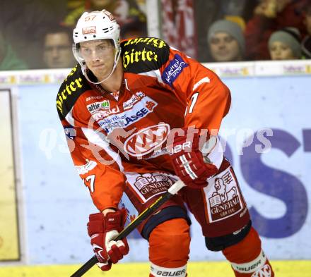 EBEL. Eishockey Bundesliga. EC KAC gegen EC Red Bull Salzburg.  Tyler Myers (KAC). Klagenfurt, am 28.10.2012.
Foto: Kuess 


---
pressefotos, pressefotografie, kuess, qs, qspictures, sport, bild, bilder, bilddatenbank