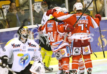 EBEL. Eishockey Bundesliga. EC KAC gegen Dornbirner Eishockey Club.   Torjubel Thomas Koch, John Lammers, Jamie Lundmark (KAC). Klagenfurt, am 30.10.2012.
Foto: Kuess 


---
pressefotos, pressefotografie, kuess, qs, qspictures, sport, bild, bilder, bilddatenbank