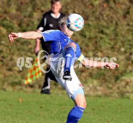 Fussball Kaerntner Liga. Maria Saal gegen Treibach. Alexander Lessnigg (Treibach). Maria Saal, 3.11.2012.
Foto: kuess
---
pressefotos, pressefotografie, kuess, qs, qspictures, sport, bild, bilder, bilddatenbank