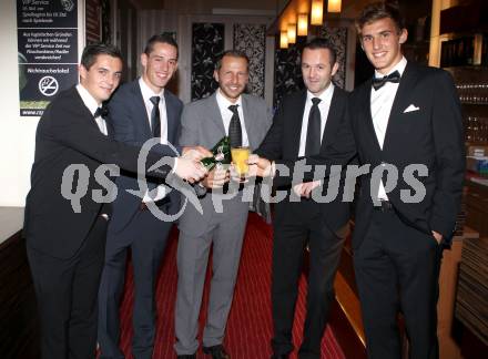 Fussball WAC. Schwarz weiss Redoute. Angelo Darmann, Patrick Pfennich, Trainer Rene Poms, Hannes Jochum, Moritz Guetz. Wolfsberg, am 10.11.2012.
Foto: Kuess
---
pressefotos, pressefotografie, kuess, qs, qspictures, sport, bild, bilder, bilddatenbank