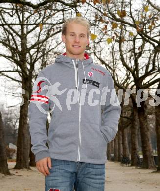 Snowboard. Hanno Douschan. Klagenfurt, Woerthersee, am 19.11.2012.
Foto: Kuess 
---
pressefotos, pressefotografie, kuess, qs, qspictures, sport, bild, bilder, bilddatenbank
