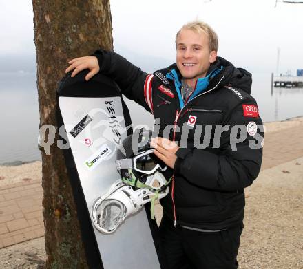 Snowboard. Hanno Douschan. Klagenfurt, Woerthersee, am 19.11.2012.
Foto: Kuess 
---
pressefotos, pressefotografie, kuess, qs, qspictures, sport, bild, bilder, bilddatenbank