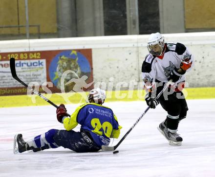 Eishockey. CHL. Tarco Woelfe Klagenfurt gegen 1. EHC Althofen. Maximilian Macek (Tarco), Sandro Czechner (Althofen). Klagenfurt, 28.11.2012.
Foto: Kuess
---
pressefotos, pressefotografie, kuess, qs, qspictures, sport, bild, bilder, bilddatenbank