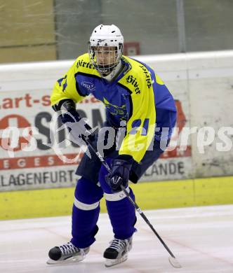 Eishockey. CHL. Tarco Woelfe Klagenfurt gegen 1. EHC Althofen. Schabernig Kevin (Althofen). Klagenfurt, 28.11.2012.
Foto: Kuess
---
pressefotos, pressefotografie, kuess, qs, qspictures, sport, bild, bilder, bilddatenbank
