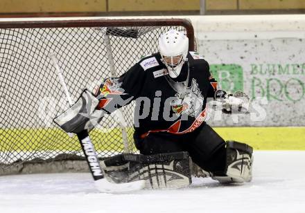 Eishockey CHL. Carinthian Hockey League. Tarco Woelfe gegen UEC Lienz. Christoph Felsberger (Tarco). Klagenfurt, am 22.12.2012.
Foto: Kuess
---
pressefotos, pressefotografie, kuess, qs, qspictures, sport, bild, bilder, bilddatenbank