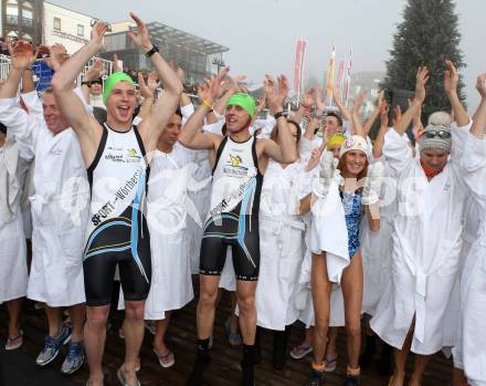 Neujahrsschwimmen. Marlies Penker, Werner Uran. Velden, am 1.1.2013.
Foto: Kuess 
---
pressefotos, pressefotografie, kuess, qs, qspictures, sport, bild, bilder, bilddatenbank