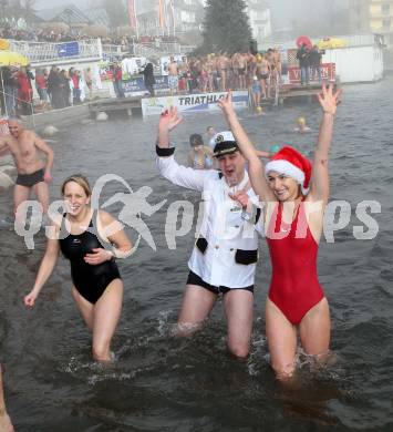 Neujahrsschwimmen.  Velden, am 1.1.2013.
Foto: Kuess 
---
pressefotos, pressefotografie, kuess, qs, qspictures, sport, bild, bilder, bilddatenbank