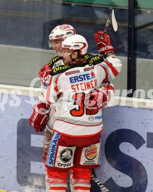 Eishockey. EBYSYL. VSV U20 gegen KAC U20. Torjubel Stefan Schumnig, Markus Steiner  (KAC). Villach, 6.1.2013.
Foto: Kuess
---
pressefotos, pressefotografie, kuess, qs, qspictures, sport, bild, bilder, bilddatenbank