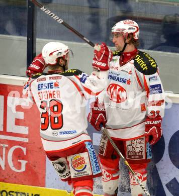 Eishockey. EBYSYL. VSV U20 gegen KAC U20. Torjubel Markus Steiner, Stefan Schumnig (KAC). Villach, 6.1.2013.
Foto: Kuess
---
pressefotos, pressefotografie, kuess, qs, qspictures, sport, bild, bilder, bilddatenbank