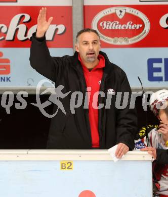 Eishockey. EBYSYL. VSV U20 gegen KAC U20. Trainer Gerald Ressmann (KAC). Villach, 6.1.2013.
Foto: Kuess
---
pressefotos, pressefotografie, kuess, qs, qspictures, sport, bild, bilder, bilddatenbank