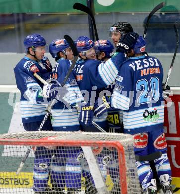 Eishockey. EBYSYL. VSV U20 gegen KAC U20. Torjubel Alexander Rauchenwald (VSV). Villach, 6.1.2013.
Foto: Kuess
---
pressefotos, pressefotografie, kuess, qs, qspictures, sport, bild, bilder, bilddatenbank