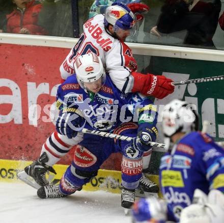 EBEL. Eishockey Bundesliga. EC VSV gegen EC Red Bull Salzburg. Andreas Wiedergut,  (VSV), Andreas Kristler (Salzburg). Villach, am 11.1.2013.
Foto: Kuess 


---
pressefotos, pressefotografie, kuess, qs, qspictures, sport, bild, bilder, bilddatenbank