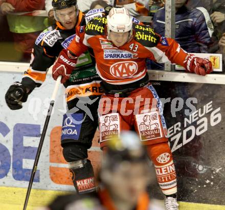EBEL. Eishockey Bundesliga. EC KAC gegen Moser Medical Graz 99ers. Tomislav Zanoski,  (KAC), Dustin Vanballegooie (Graz). Klagenfurt, am 1.3.2013.
Foto: Kuess 


---
pressefotos, pressefotografie, kuess, qs, qspictures, sport, bild, bilder, bilddatenbank