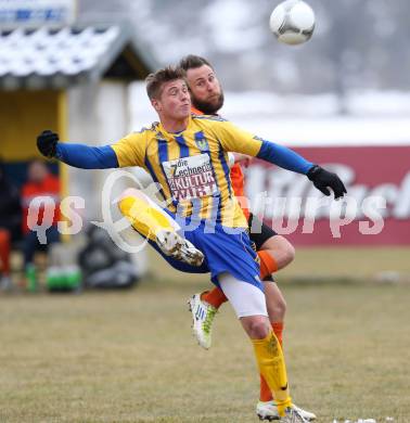 Fussball Unterliga Ost. Liebenfels gegen SPG SV Magdalensberg/Eberndorfer AC. Sebastian Schmid, (Liebenfels), Florian Oberrisser  (Magdalensberg/Eberndorf). Liebenfels, 24.3.2013.
Foto: Kuess
---
pressefotos, pressefotografie, kuess, qs, qspictures, sport, bild, bilder, bilddatenbank
