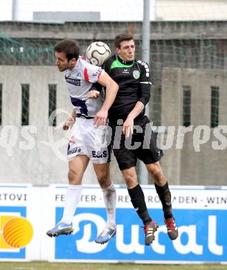 Fussball Regionalliga. SAK gegen Pasching. Veliu Murat (SAK), Perchtold Marco (Pasching). Klagenfurt, am 6.4.2013.
Foto: Kuess
---
pressefotos, pressefotografie, kuess, qs, qspictures, sport, bild, bilder, bilddatenbank