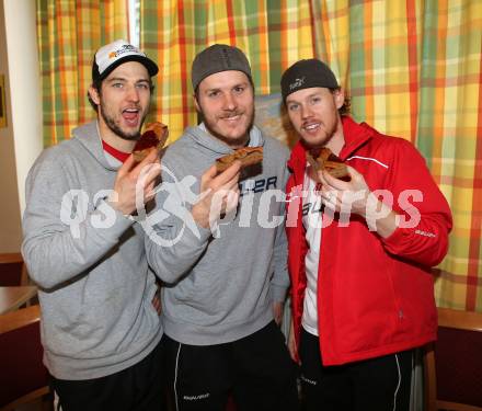 Eishockey. KAC. Raphael Herburger, Manuel Geier, Scofield Tyler. Klagenfurt, 21.3.2013.
Foto: Kuess
---
pressefotos, pressefotografie, kuess, qs, qspictures, sport, bild, bilder, bilddatenbank