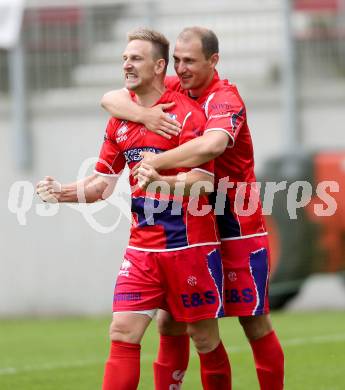 Fussball Regionalliga. SK Austria Klagenfurt gegen SAK.  Torjubel Darijo Biscan, Christian Dlopst (SAK). Klagenfurt, 12.5.2013.
Foto: Kuess
---
pressefotos, pressefotografie, kuess, qs, qspictures, sport, bild, bilder, bilddatenbank