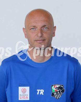 Fussball Bundesliga. RZ Pellets WAC.  Mannschaftsfototermin. Portrait. Trainer Slobodan Grubor. Wolfsberg, 1.7.2013.
Foto: Kuess 
---
pressefotos, pressefotografie, kuess, qs, qspictures, sport, bild, bilder, bilddatenbank