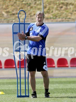 Fussball. FC Schalke 04. Trainingslager.  Jens Keller. Klagenfurt, 20.7.2013.
Foto: Kuess
---
pressefotos, pressefotografie, kuess, qs, qspictures, sport, bild, bilder, bilddatenbank