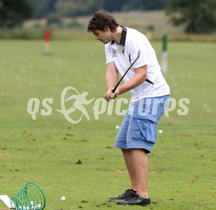 EBEL. Eishockey Bundesliga. Teambuilding VSV. Golf. Thomas Hoeneckl. Waidegg, am 10.8.2013.
Foto: Kuess
---
pressefotos, pressefotografie, kuess, qs, qspictures, sport, bild, bilder, bilddatenbank
