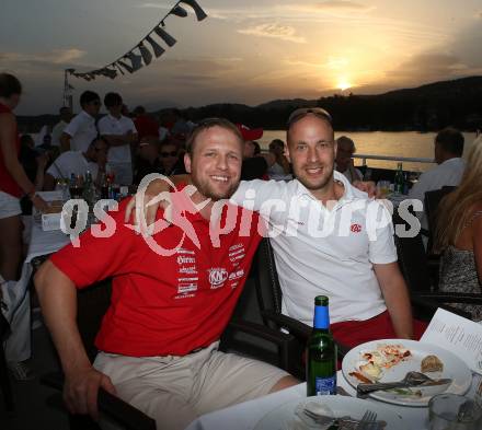 Eishockey. Bundesliga. KAC. Schifffahrt am Woerthersee. Thomas Poeck, Herbert Ratz. 8.8.2013.
Foto: Kuess
---
pressefotos, pressefotografie, kuess, qs, qspictures, sport, bild, bilder, bilddatenbank