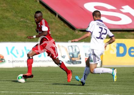 Fussball Testspiel. Hamburger SV gegen RSC Anderlecht. Jacques Zoua,  (HSV), Leander Dendoncker (Anderlecht). St. Veit, am 15.7.2013.
Foto: Kuess
---
pressefotos, pressefotografie, kuess, qs, qspictures, sport, bild, bilder, bilddatenbank
