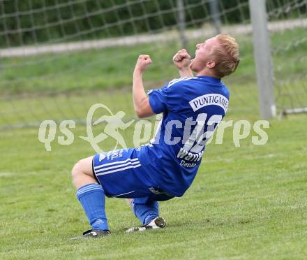 Fussball 1. Klasse D. Gallizien gegen Rueckersdorf. Torjubel Christopher Krainz (Gallizien).. Gallizien, am 25.8.2013.
Foto: Kuess
---
pressefotos, pressefotografie, kuess, qs, qspictures, sport, bild, bilder, bilddatenbank