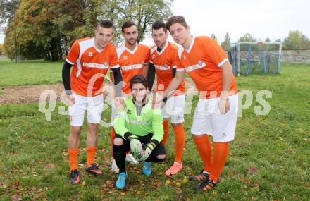Fussball 1. KLasse C. Draze Panic, Mark Trummer, Patrick Zenkl, Luca Lausegger, Michael Kogler (Eberstein).
Foto: Kuess
---
pressefotos, pressefotografie, kuess, qs, qspictures, sport, bild, bilder, bilddatenbank