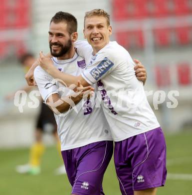 Fussball Regionalliga. SK Austria Klagenfurt gegen Allerheiligen. Torjubel Oliver Pusztai, David Poljanec (Austria Klagenfurt). Klagenfurt, 19.10.2013.
Foto: Kuess
---
pressefotos, pressefotografie, kuess, qs, qspictures, sport, bild, bilder, bilddatenbank