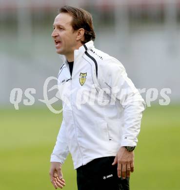 Fussball Regionalliga. SK Austria Klagenfurt gegen Allerheiligen. Trainer Tomislav Kocijan (Allerheiligen). Klagenfurt, 19.10.2013.
Foto: Kuess
---
pressefotos, pressefotografie, kuess, qs, qspictures, sport, bild, bilder, bilddatenbank