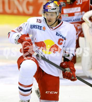 EBEL. Eishockey Bundesliga. KAC gegen EC Red Bull Salzburg.  Manuel Latusa  (Salzburg). Klagenfurt, am 22.11.2013
Foto: Kuess 

---
pressefotos, pressefotografie, kuess, qs, qspictures, sport, bild, bilder, bilddatenbank