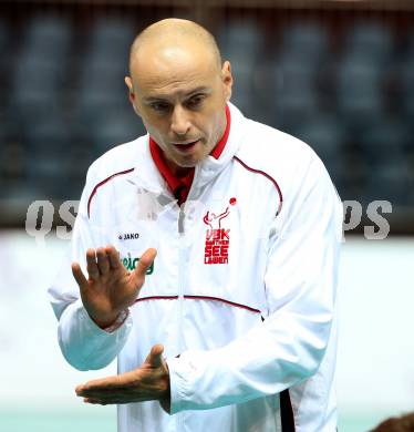 AVL. Volleybal Bundesliga. VBK Klagenfurt gegen HYPO Tirol. Trainer Zhivko Kolev (Klagenfurt). Klagenfurt, am 16.11.2013.
Foto: Kuess
---
pressefotos, pressefotografie, kuess, qs, qspictures, sport, bild, bilder, bilddatenbank