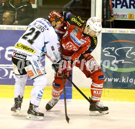EBEL. Eishockey Bundesliga. KAC gegen EHC LIWEST Linz. Florian Iberer(KAC), Philipp Lukas (Linz). Klagenfurt, am 3.12.2013
Foto: Kuess 

---
pressefotos, pressefotografie, kuess, qs, qspictures, sport, bild, bilder, bilddatenbank