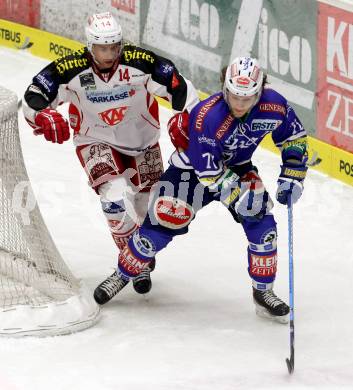 EBEL. Eishockey Bundesliga. EC VSV gegen KAC. John Hughes,  (VSV), Johannes Reichel (KAC).. Villach, am 28.12.2013.
Foto: Kuess 


---
pressefotos, pressefotografie, kuess, qs, qspictures, sport, bild, bilder, bilddatenbank