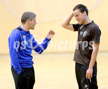 Fussball Bundesliga. Trainingsauftakt RZ Pellets WAC.  Trainer Dietmar Kuehbauer, Michael Liendl. Wolfsberg, am 7.1.2014.
Foto: Kuess
---
pressefotos, pressefotografie, kuess, qs, qspictures, sport, bild, bilder, bilddatenbank
